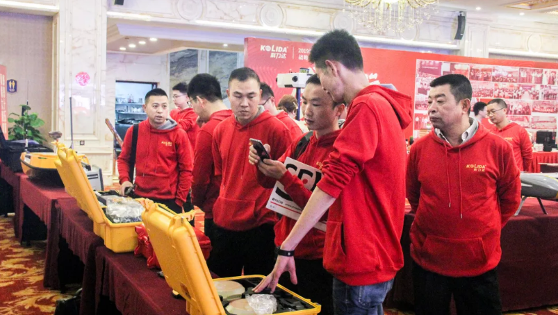 參觀南方地理信息產業(yè)園4